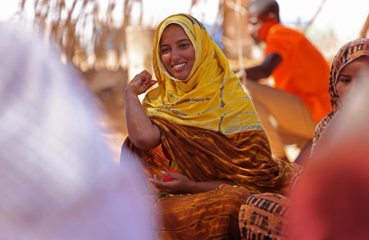 RET International tweet media