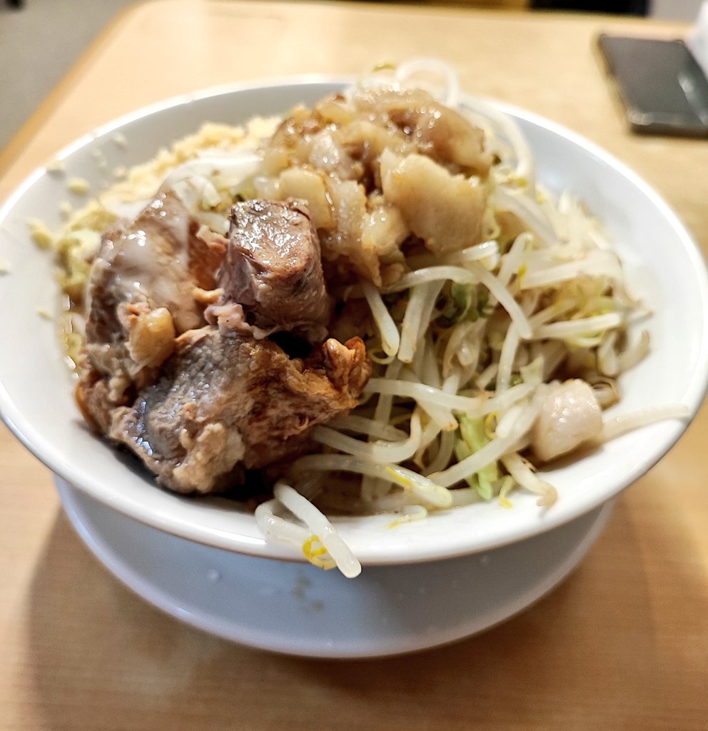 矢嶋尋（全学連委員長） tweet media