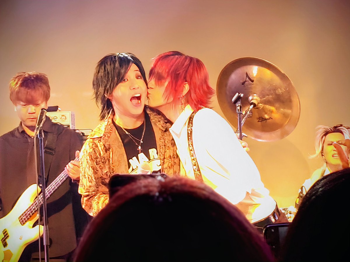 奴隷生活 tweet media