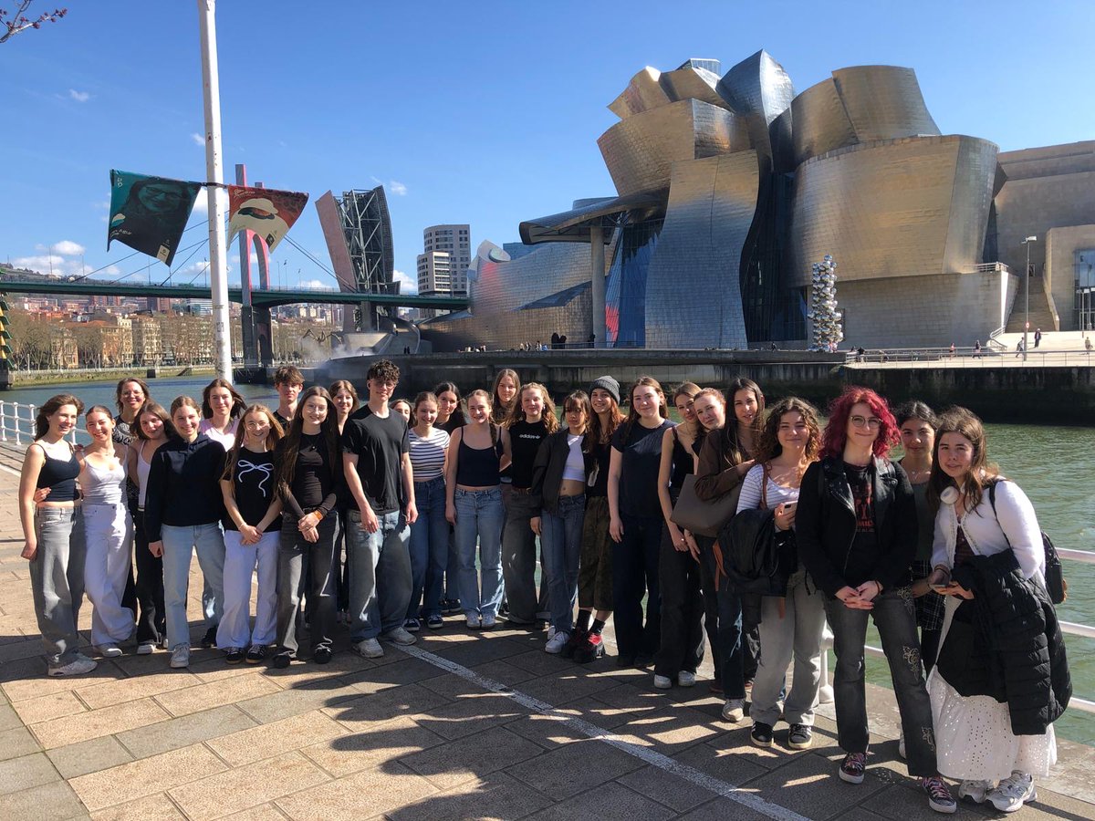 Botikazar tweet media