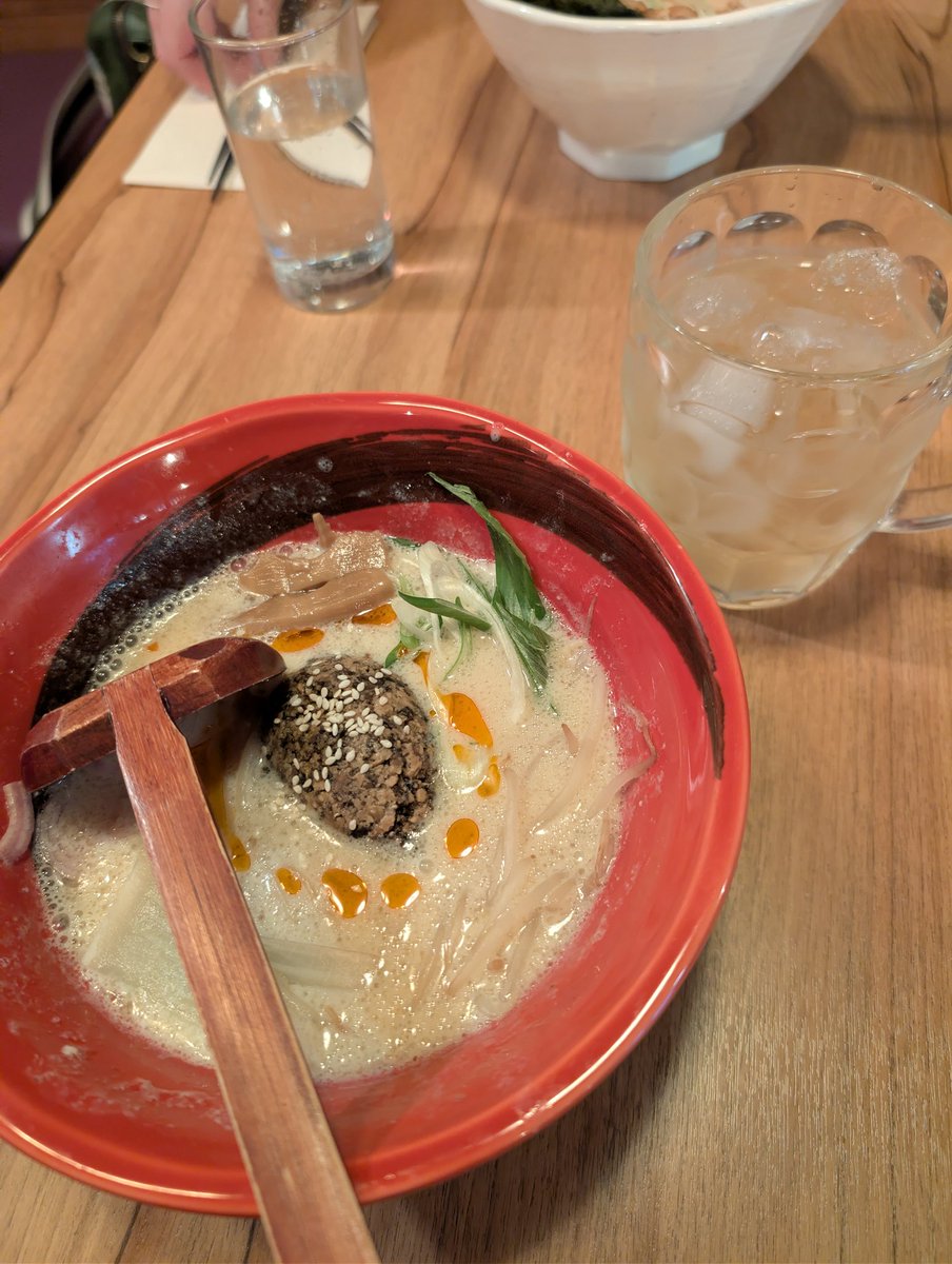 Rowan Phelps tweet media