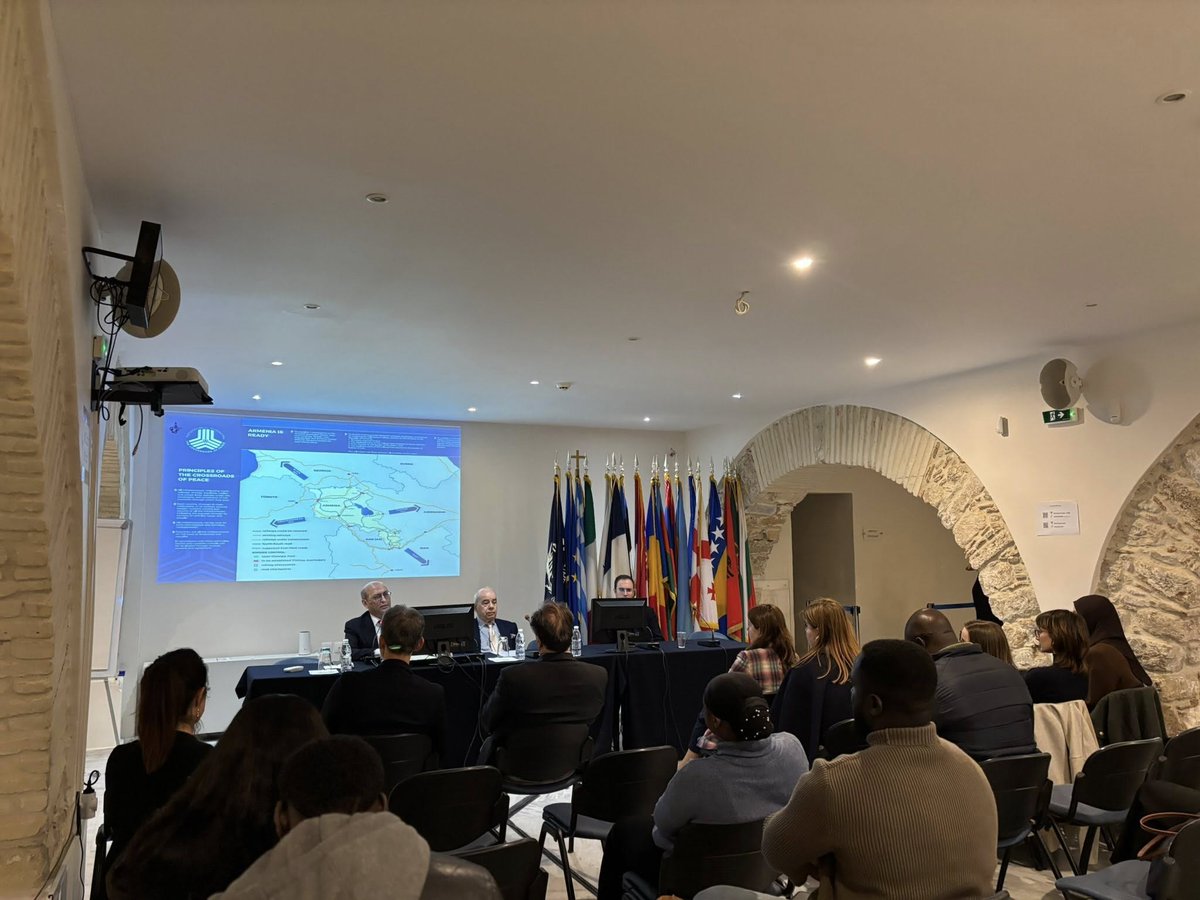 Armenpress en Français tweet media