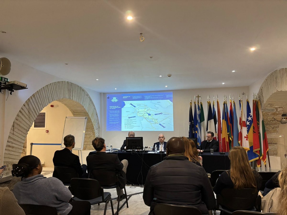 Armenpress en Français tweet media