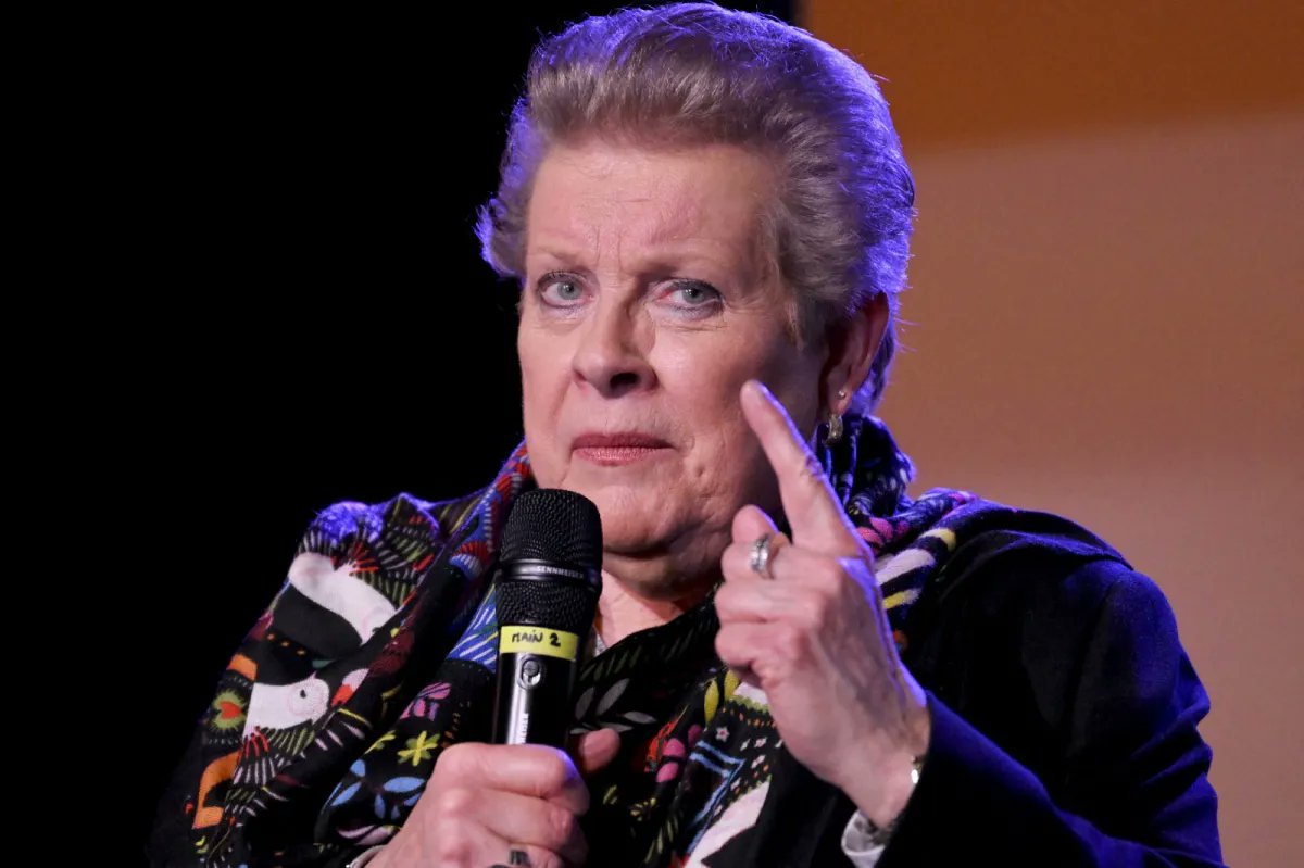 Fdesouche.com est une revue de presse tweet media