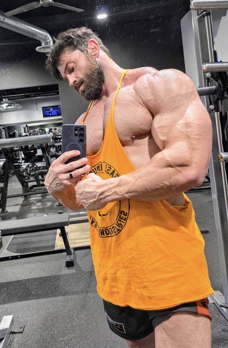 Built better. 〢 NOT @briancagegmsi tweet media