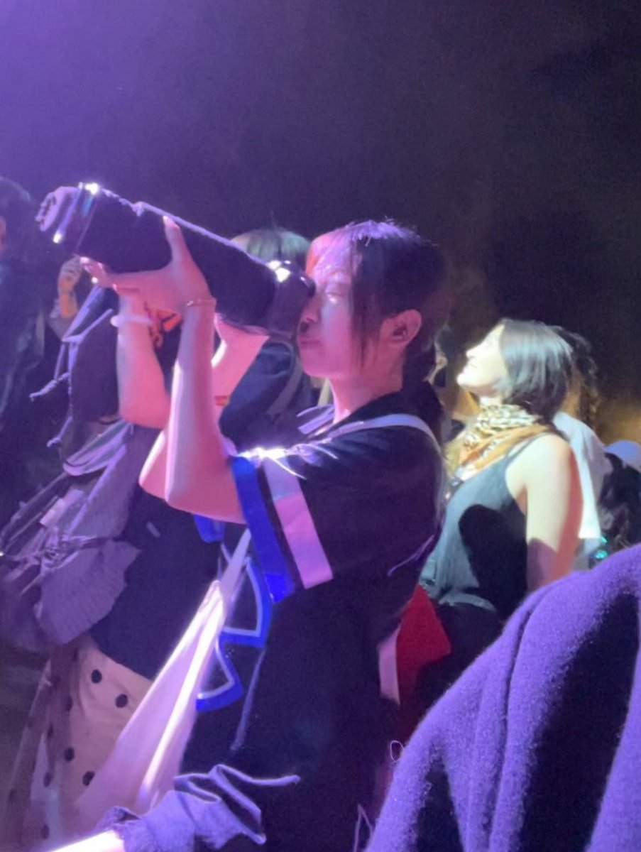 skzboookki's tweet photo. @Spring_WB STOP LYING https://t.co/RoLqOgI3vo