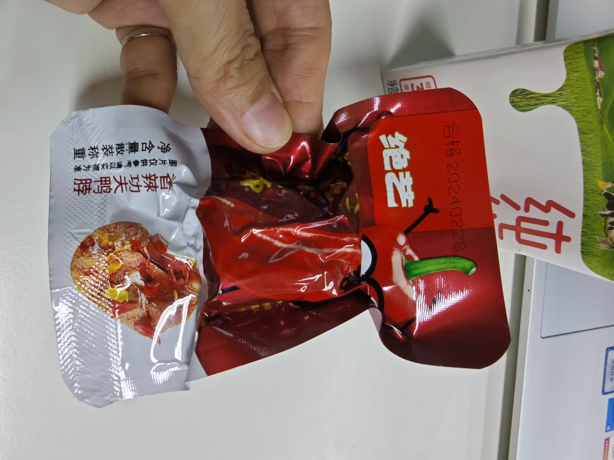 moogoojo tweet media