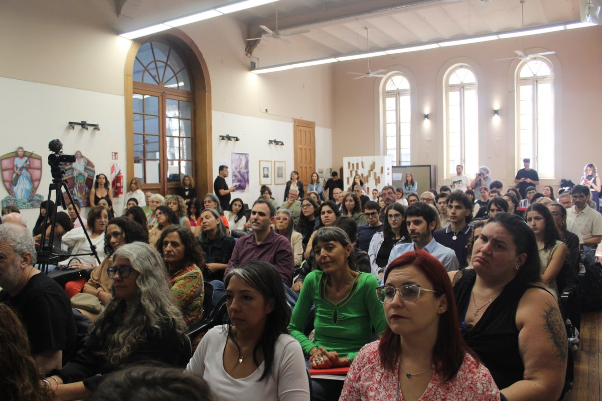 Humanidades y Artes UNR tweet media