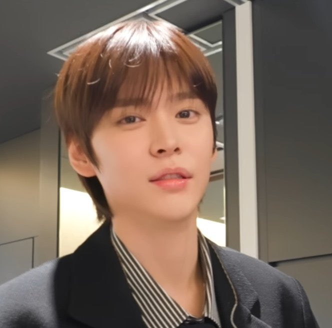 slow 챤 tweet media