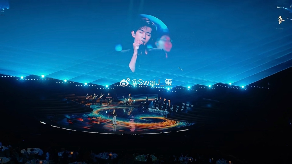 Helena Ferraz tweet media