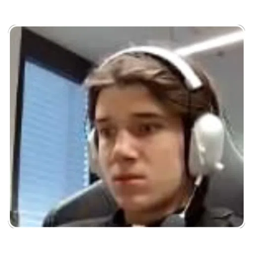 DarthYellow tweet media