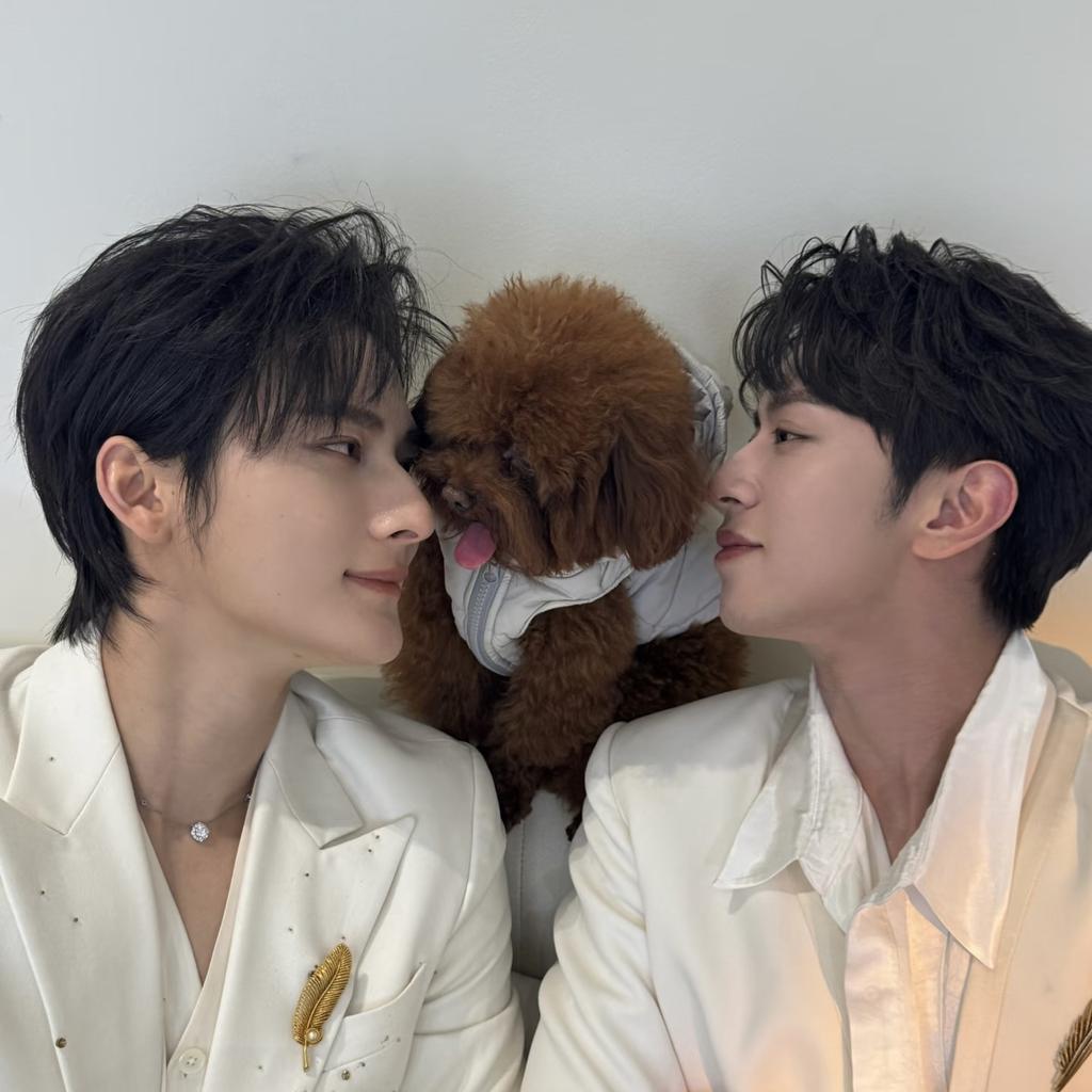 🌊🌲เราก็รักเขาและสนับสนุนเขาในแบบที่เราทำได้และทำเต็มที่แล้ว แค่นี้เราก็ภูมิใจมากๆเลยหล่ะ🩵🩶