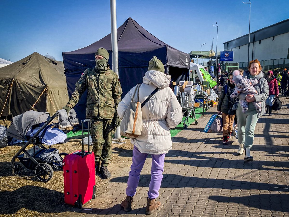 PostPravda tweet media