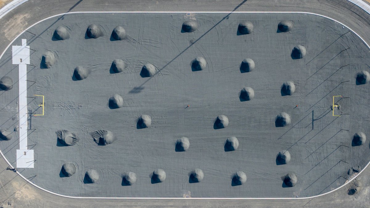 WesternMADrones's tweet image. Westfield High School's new track &amp;amp; field stadium under construction. #westfieldma #ConstructionMonitoring #DronesInConstruction #dronephotography #westernmass #westernmassdrones #athleticfield