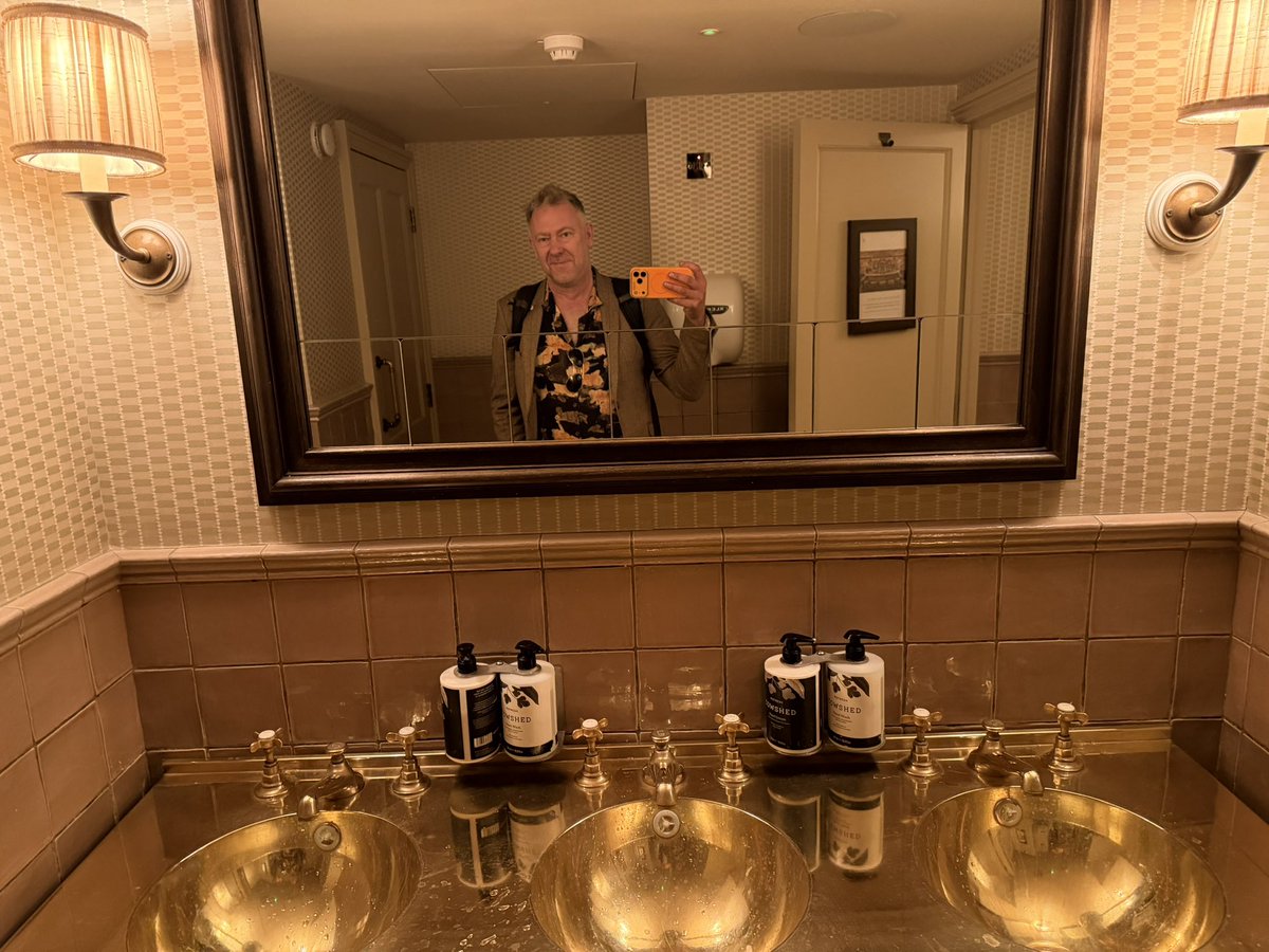 Alastair Hilton tweet media