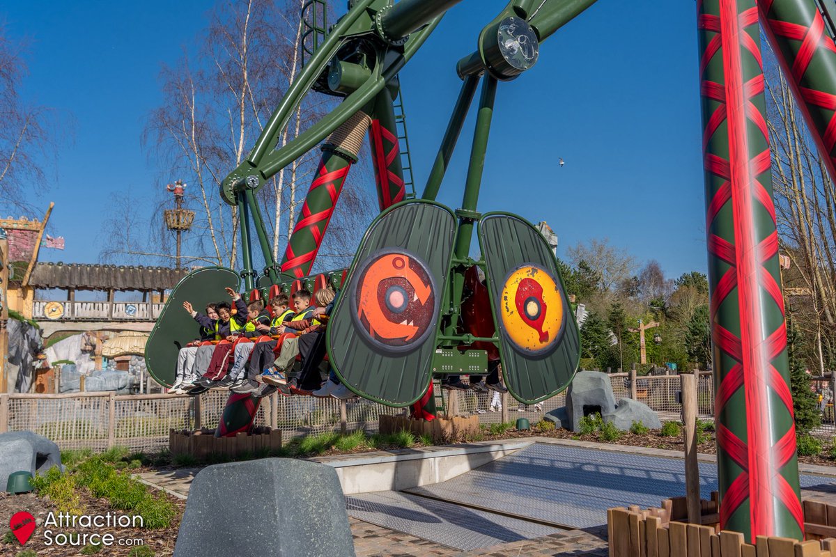 Attraction Source tweet media