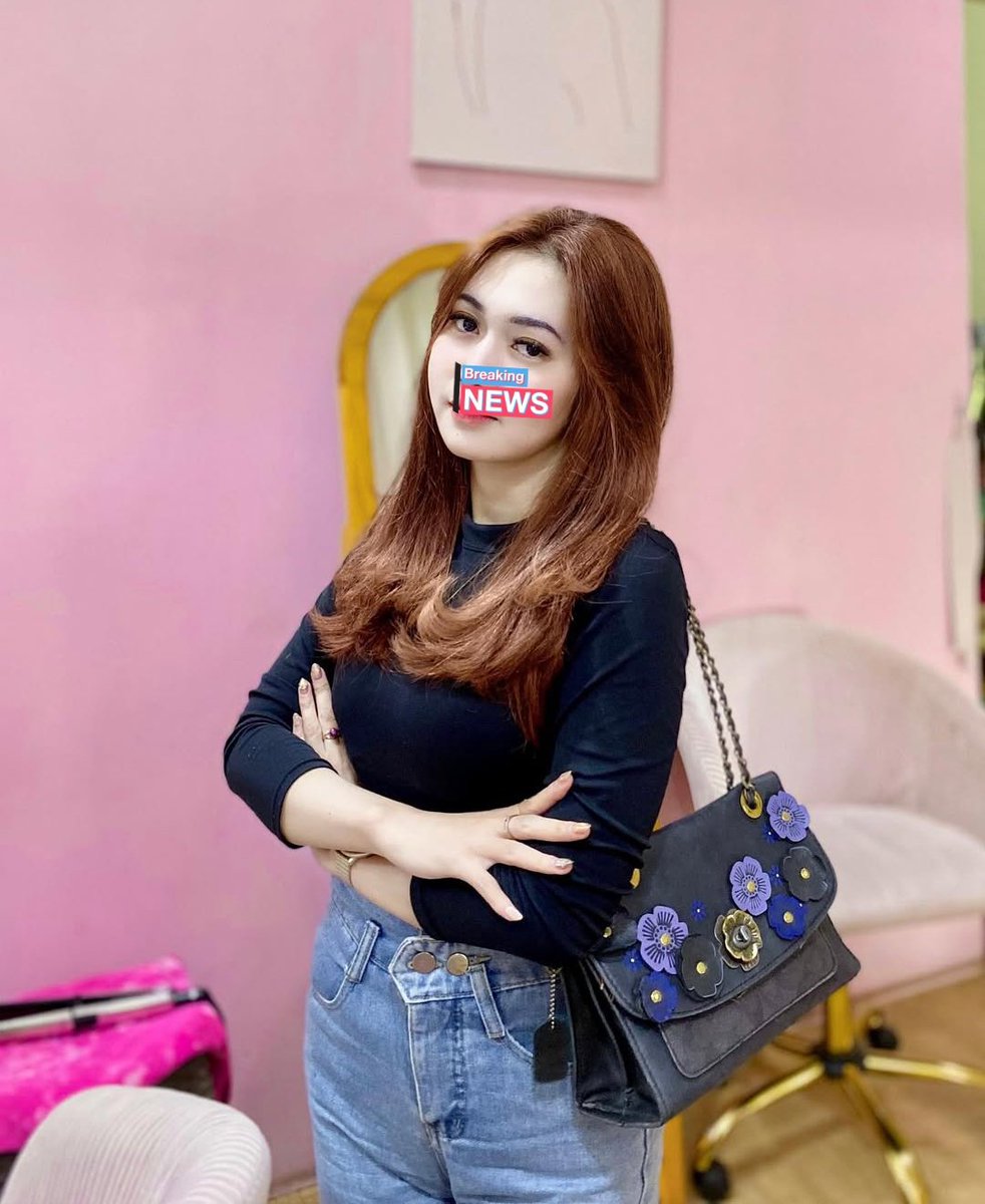 swknlike's tweet photo. Hai beb yang mau basah-basah lanjut WA//TELE ya🥰🥰

#availcirebon  #bocirebon #ExpoCirebon https://t.co/U2vAwrI14I