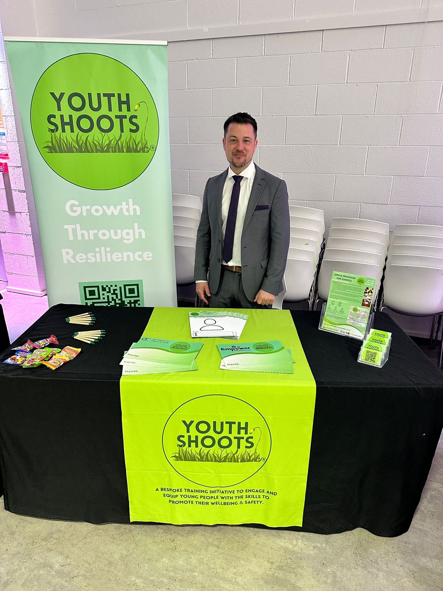 YouthShoots's tweet image. YourhShoots #socialmobility workshop in action today in partnership with @MATNetworks giving educators time for thought on the benefits of a #wholeschoolapproach to improve student #wellbeing