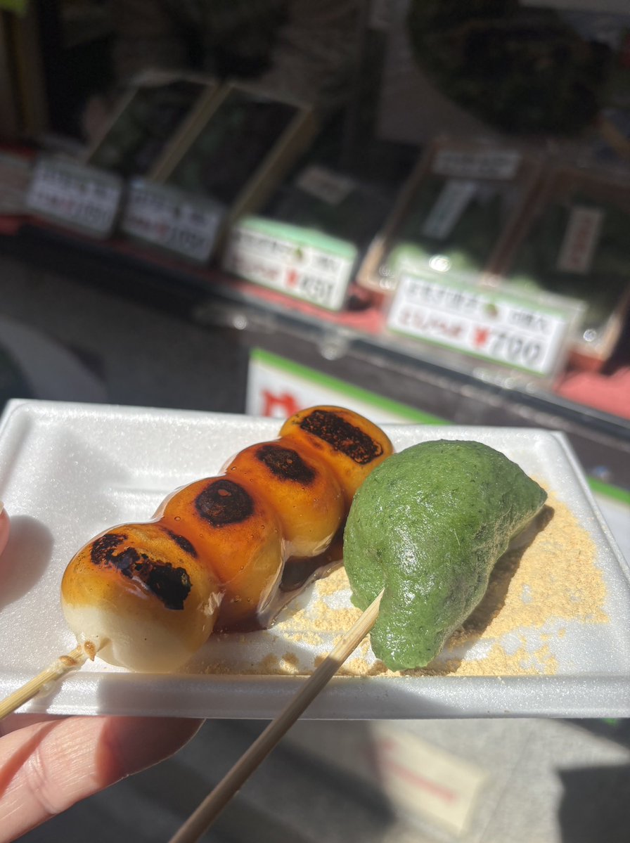 PikminOsaka31KA's tweet image. 神社へお参りして、邇邇芸の命にご挨拶。
石切さんって邇邇芸やったんか〜。

お団子食べて、おでん食べて、蓬うどん。