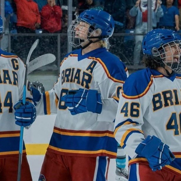 𝒥𝓸𝒶𝓃𝒶 📚 tweet media