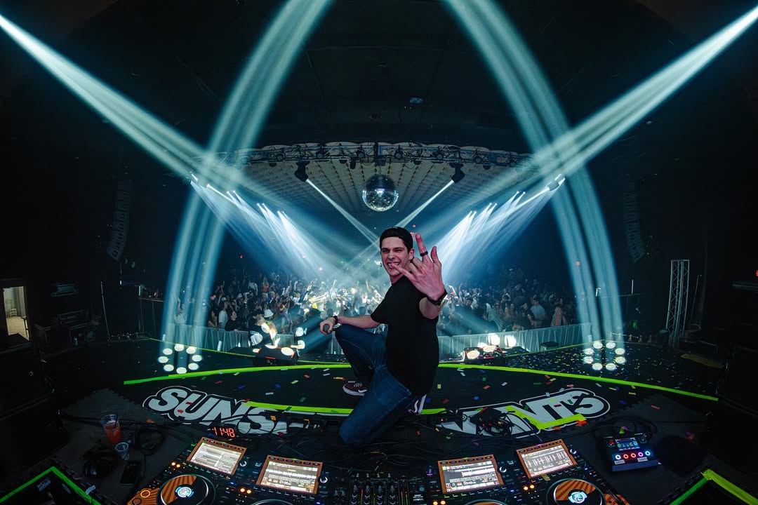 Sunset Events tweet media