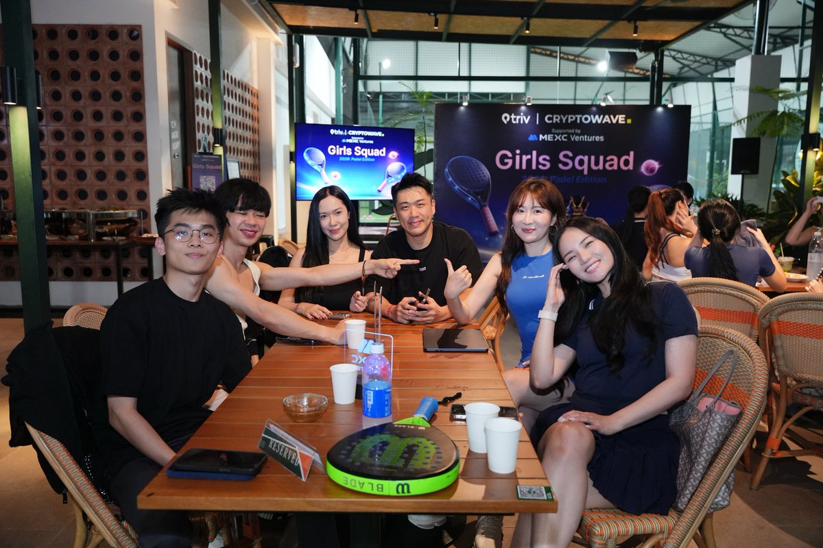 Lunartha tweet media