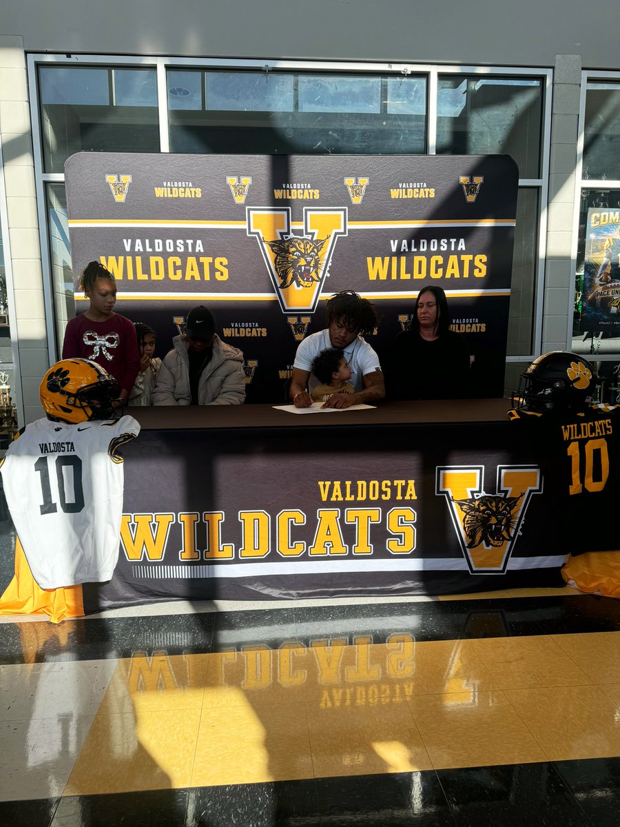 Valdosta Football tweet media