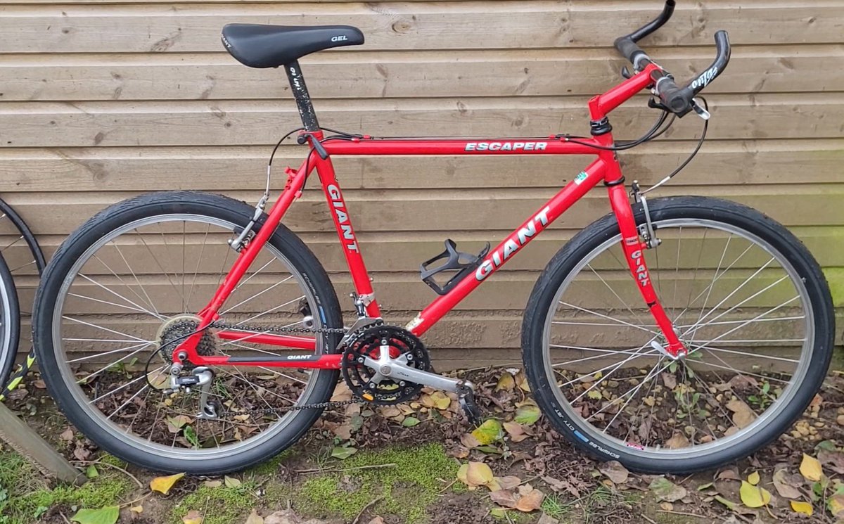 PuffaJones tweet media