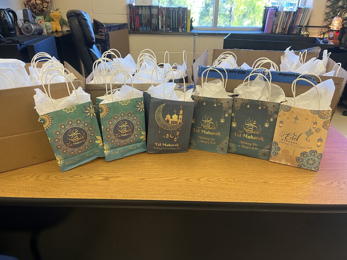 Jamestown Middle School tweet media