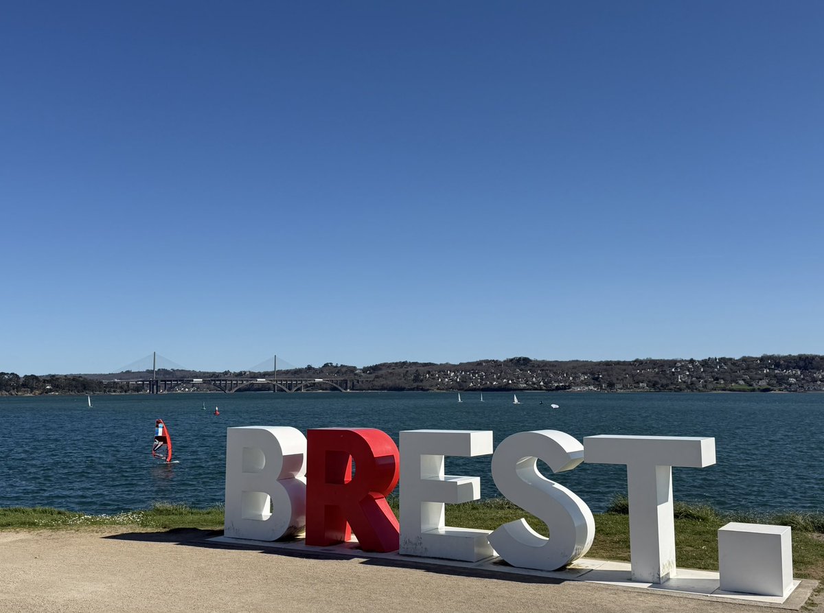 LuDoViC LéRiSsEl tweet media