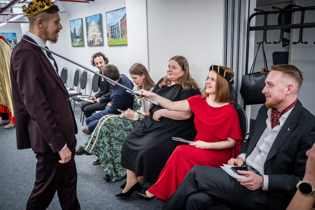 The Central European Academy of the University of Miskolc hosted another inspiring Cultural Evening.

#cea #centraleuropeanacademy #CulturalEvening #YoungResearchers #CulturalDiversity #AcademicLife #InterculturalDialogue #HigherEducation