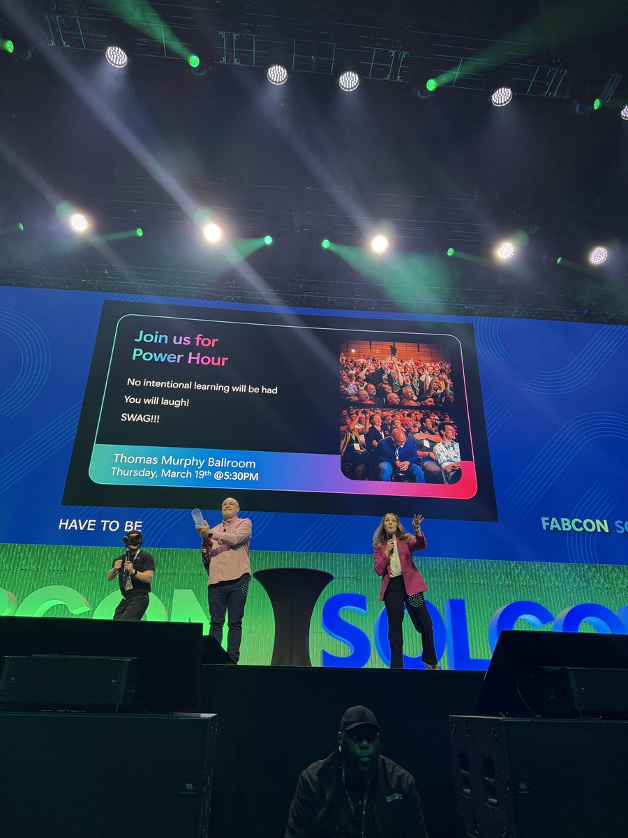 Adam Saxton @ #FabCon / #SQLCon tweet media