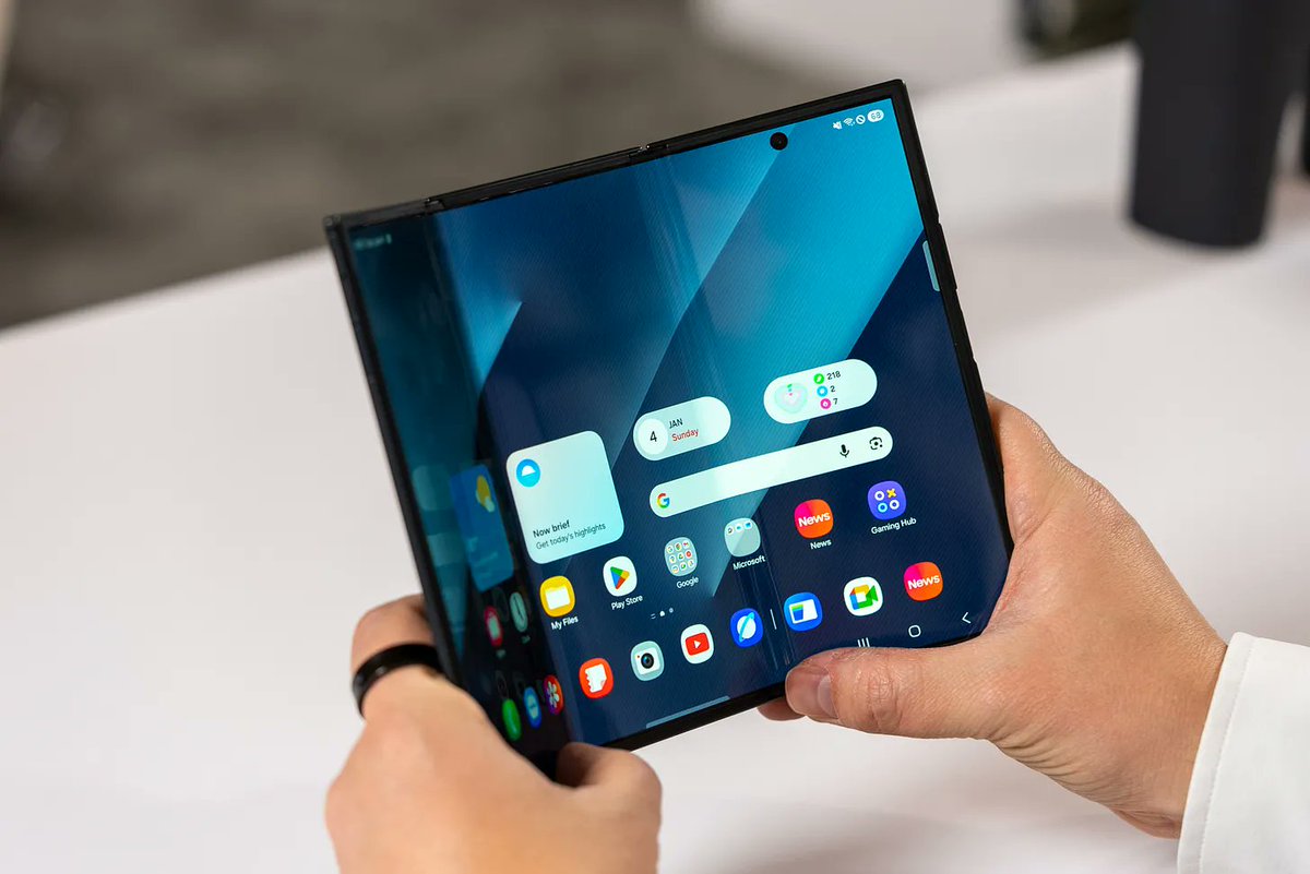 The Shortcut tweet media