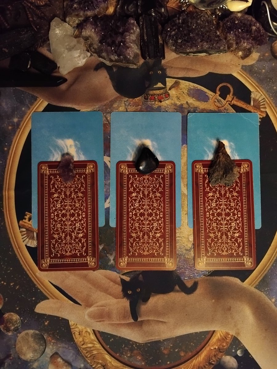 Lau | Tarot Baba Yaga • AGENDA ABERTA tweet media