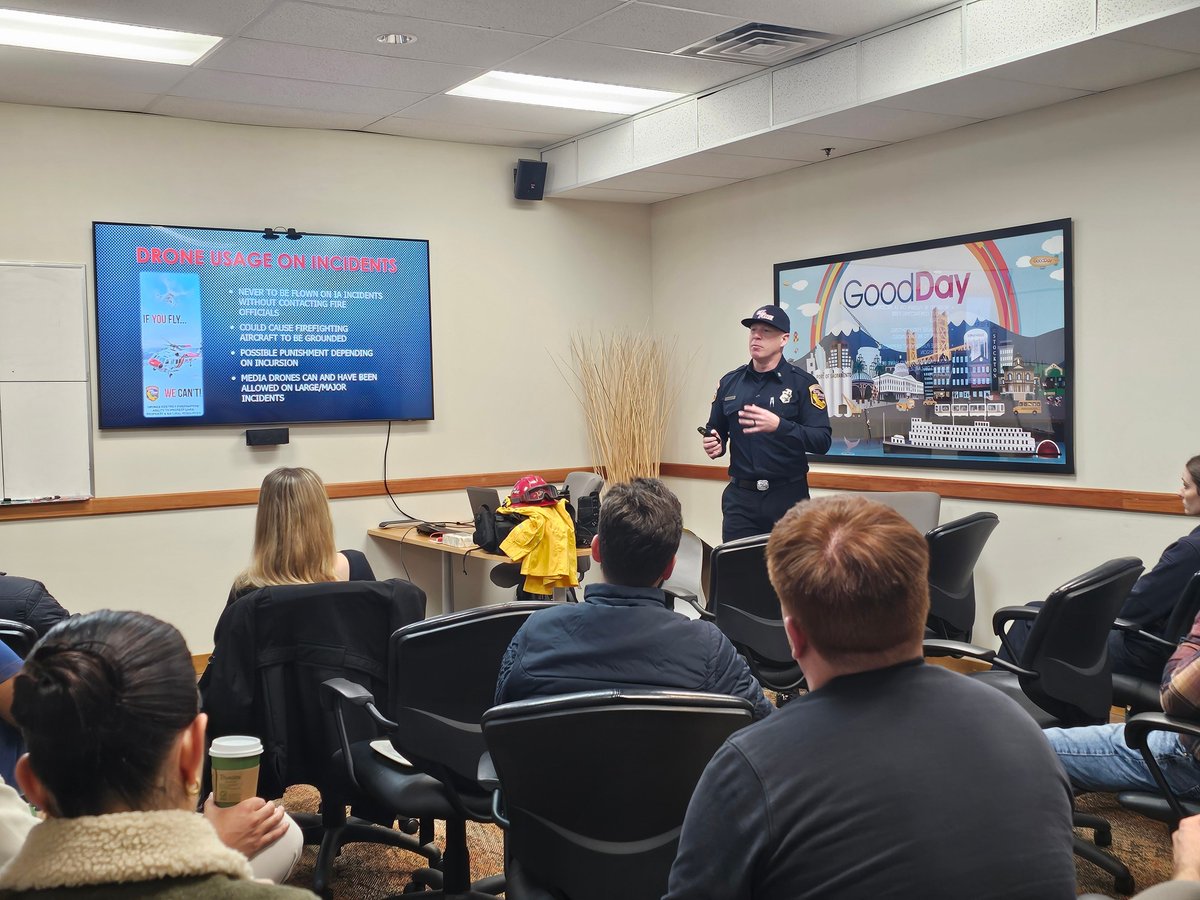 CAL FIRE tweet media