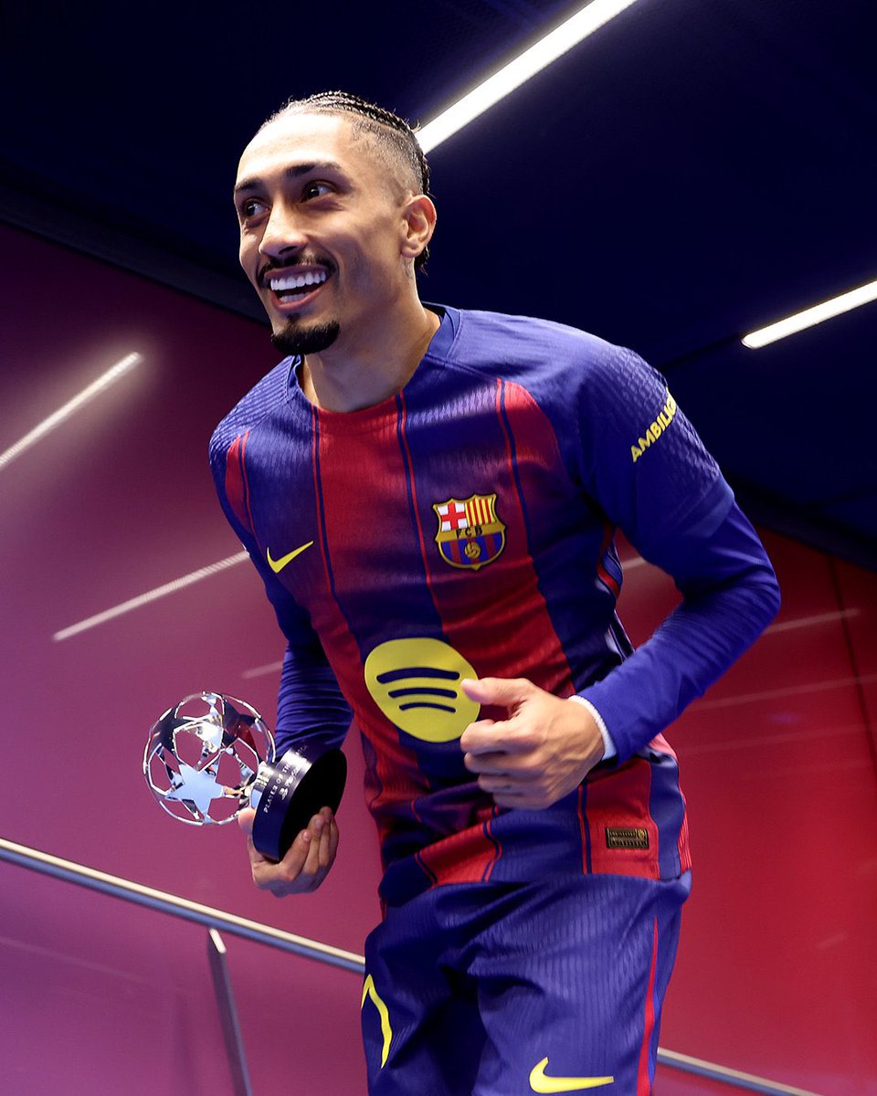 FCB World tweet media