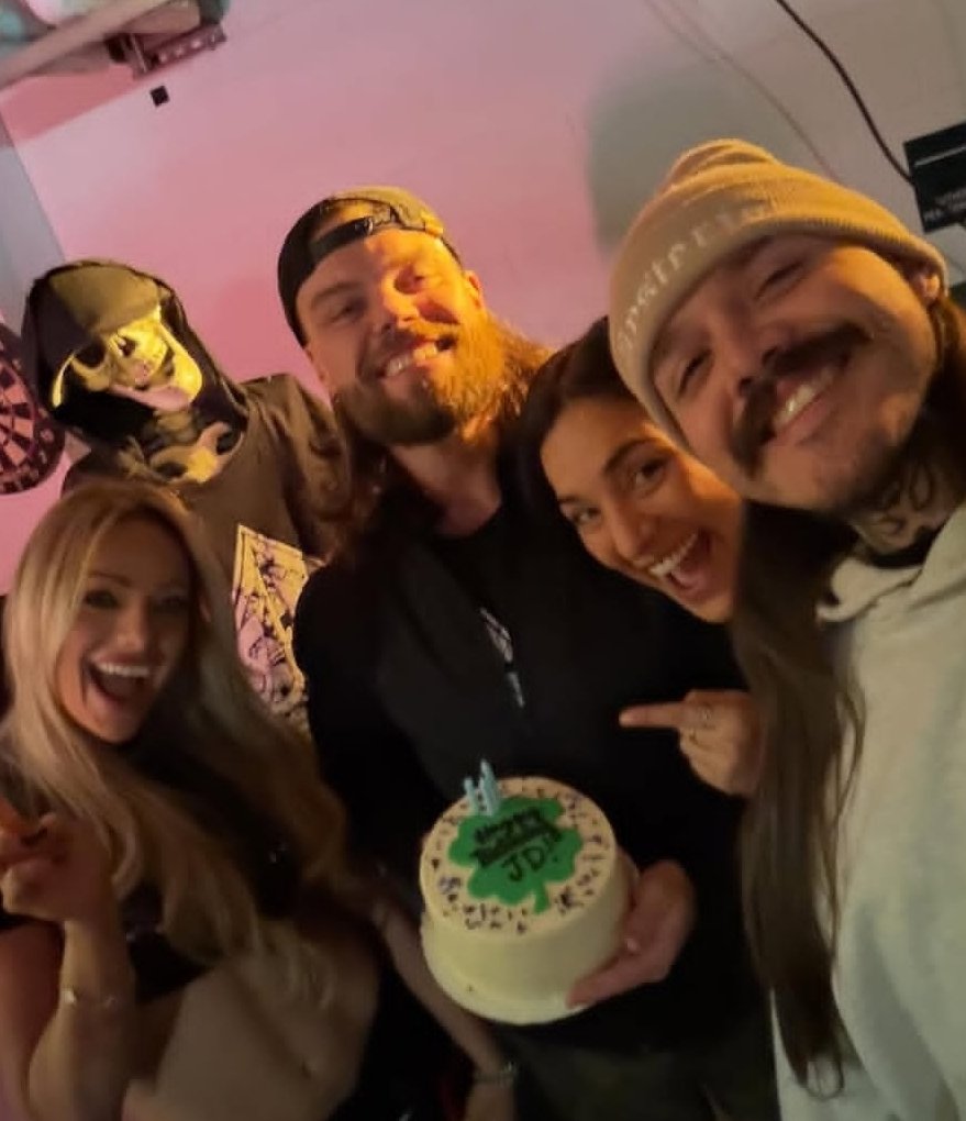 Still the greatest luchador. (PARODY.) tweet media