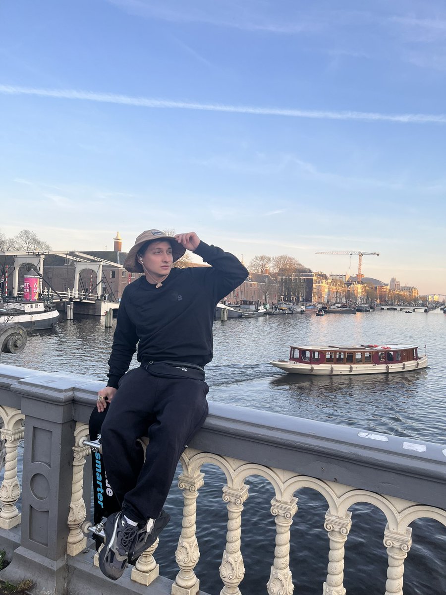 YD🇺🇦 tweet media