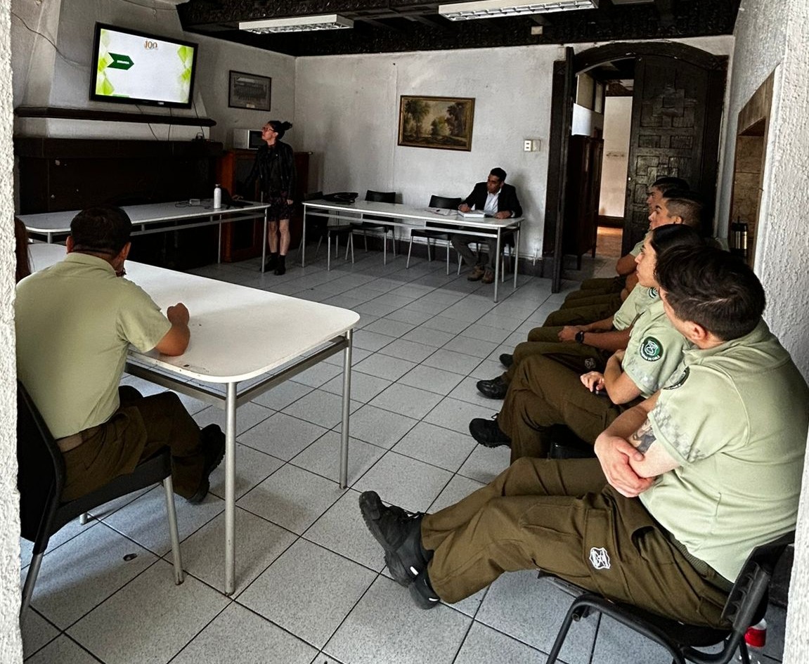 Carabineros Derechos Humanos y Prot. de la Familia tweet media
