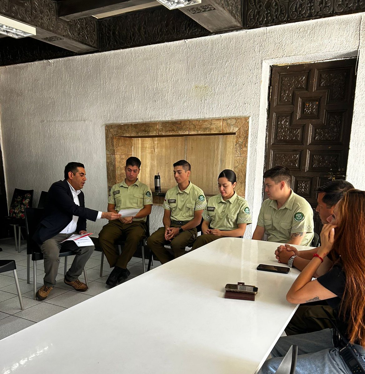 Carabineros Derechos Humanos y Prot. de la Familia tweet media