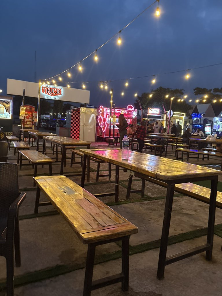 BEEBRAIN tweet media