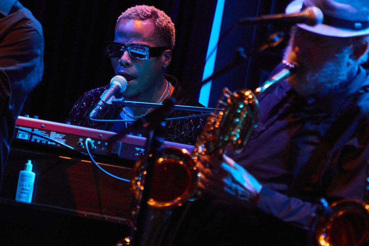 Tower of Power tweet media