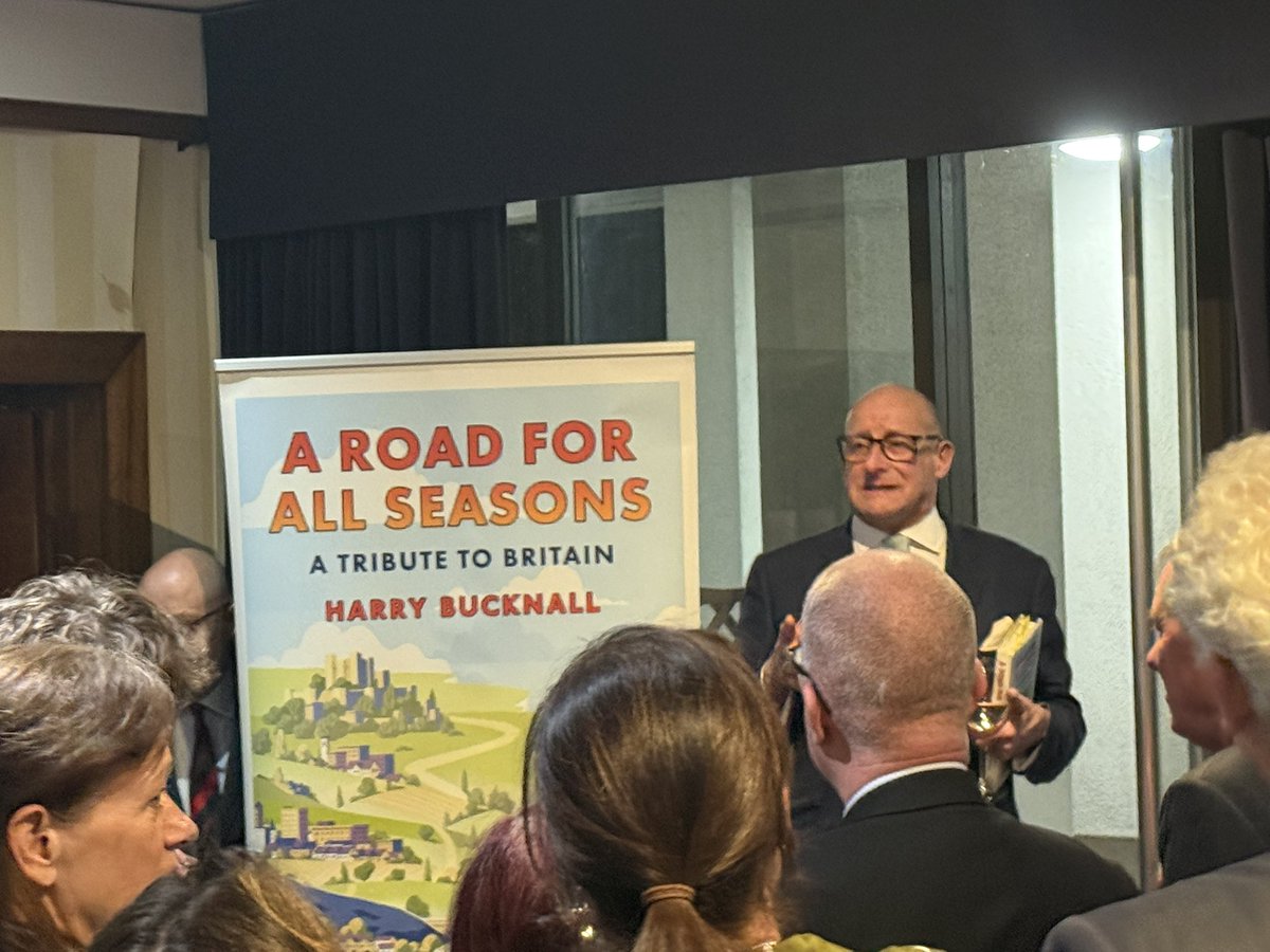 Mike Tinnion tweet media