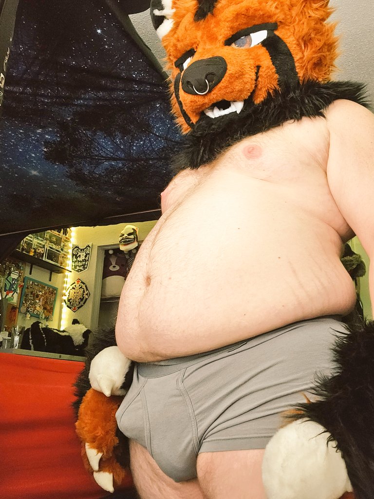 Fat Daddy tweet media