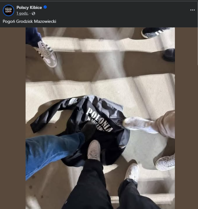 Kibic z Warszawy tweet media