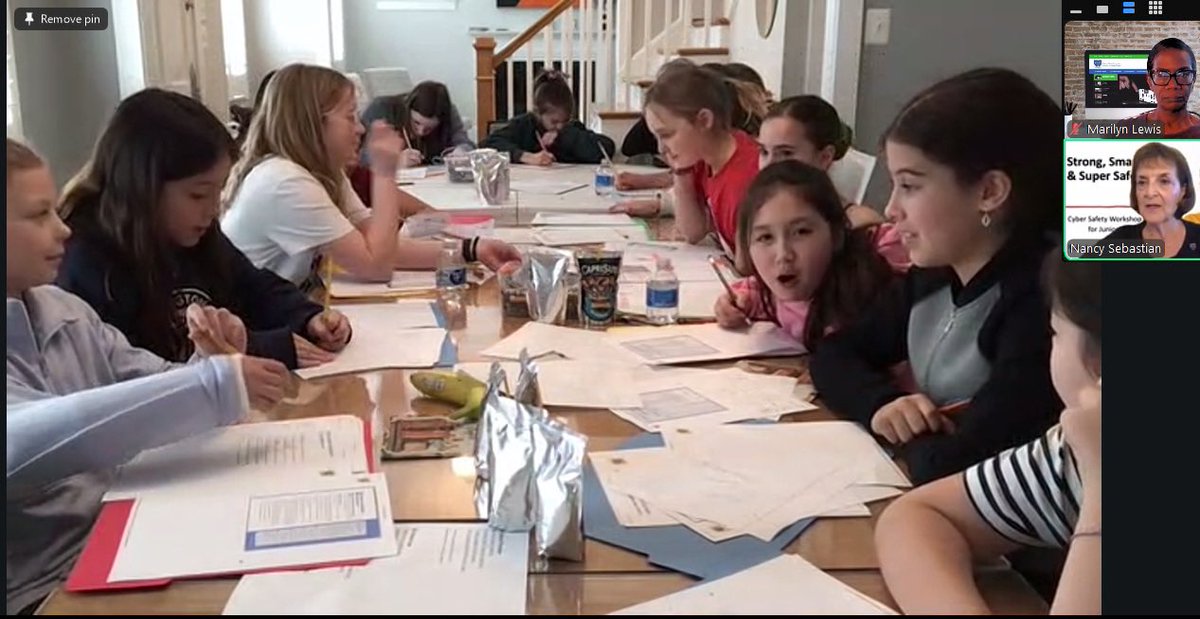 KV_TeenPSA's tweet image. Cyber fun with Junior Girl Scout Cybersecurity Badge🚀🖥️ Learning to stay safe online &amp;amp; think like tech heroes 💡

Join us: TeenPSA@kindervision.org

#GirlScouts #Cybersecurity #STEMKids #TeenPSA