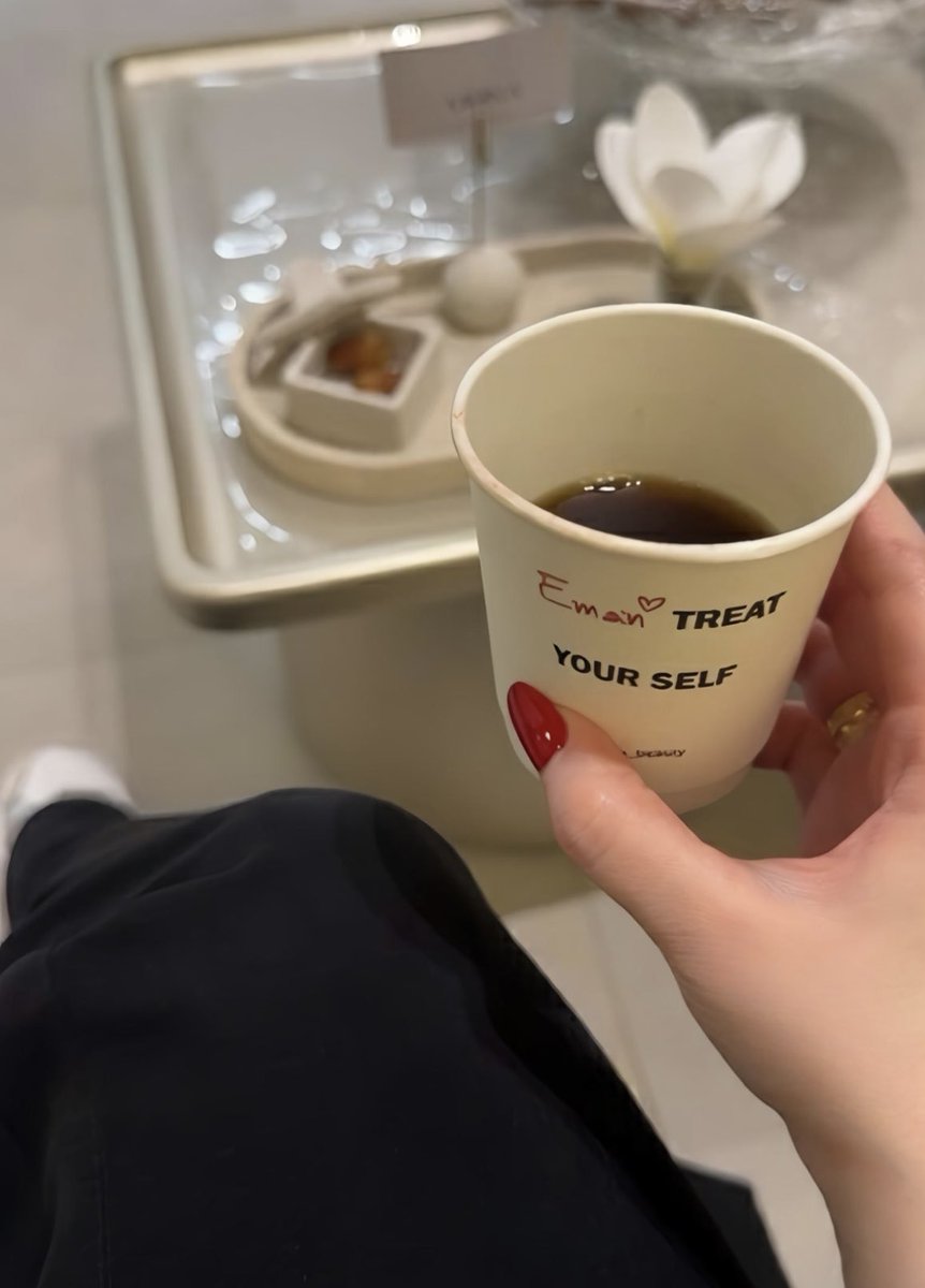 𝑴𝒆𝒍𝒊𝒏𝒂 tweet media