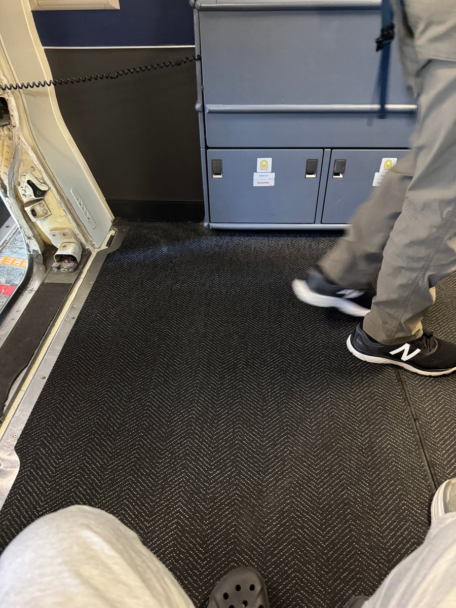 Alexander Luthor tweet media