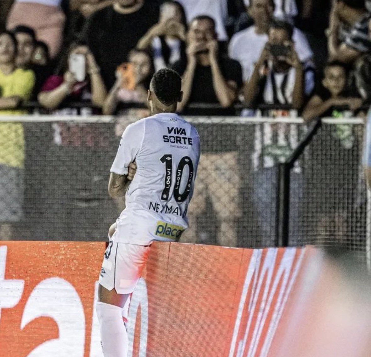 Instant Foot ⚽️ tweet media