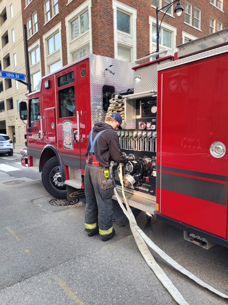KCMOFireDept's tweet photo. A properly maintained &amp; operational standpipe system is a critical life safety feature in a highrise building.
Crews perform regular training to locate connections, manage water pressures, stretch hose lines, and adapt when conditions change, or systems don’t perform as expected. https://t.co/TF9bnt37Xe